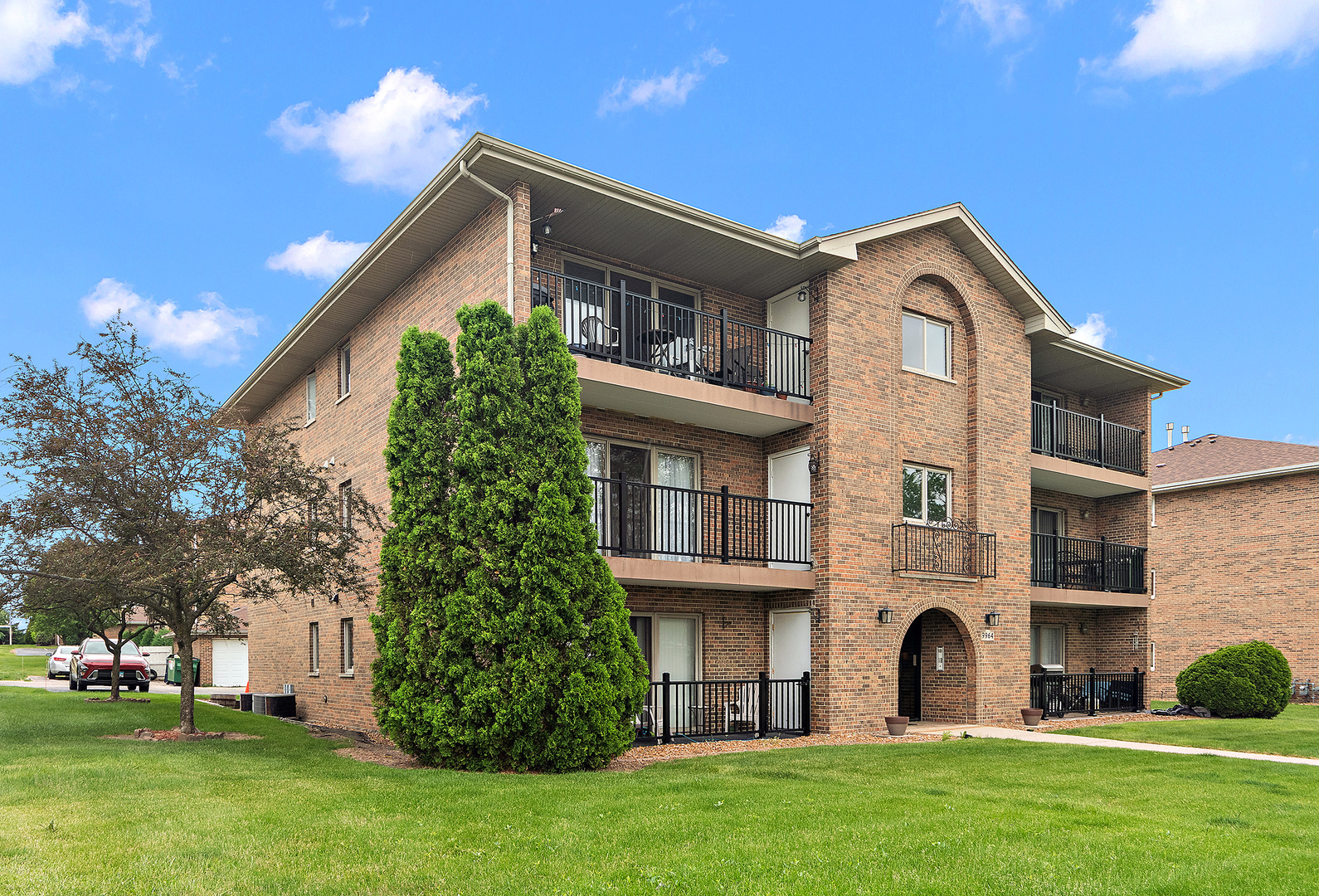 9964 W 153 Street #2W, Orland Park, IL 60462