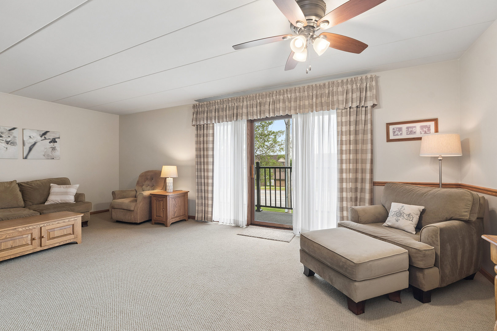 9964 W 153 Street #2W, Orland Park, IL 60462