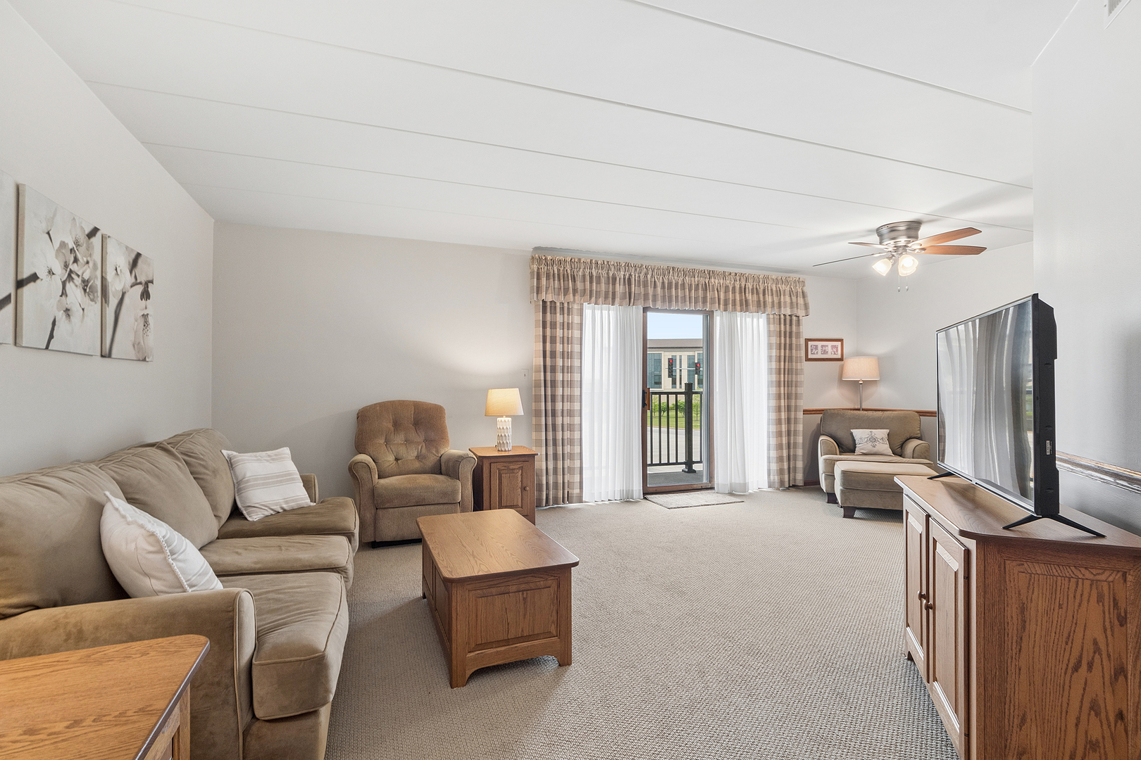 9964 W 153 Street #2W, Orland Park, IL 60462