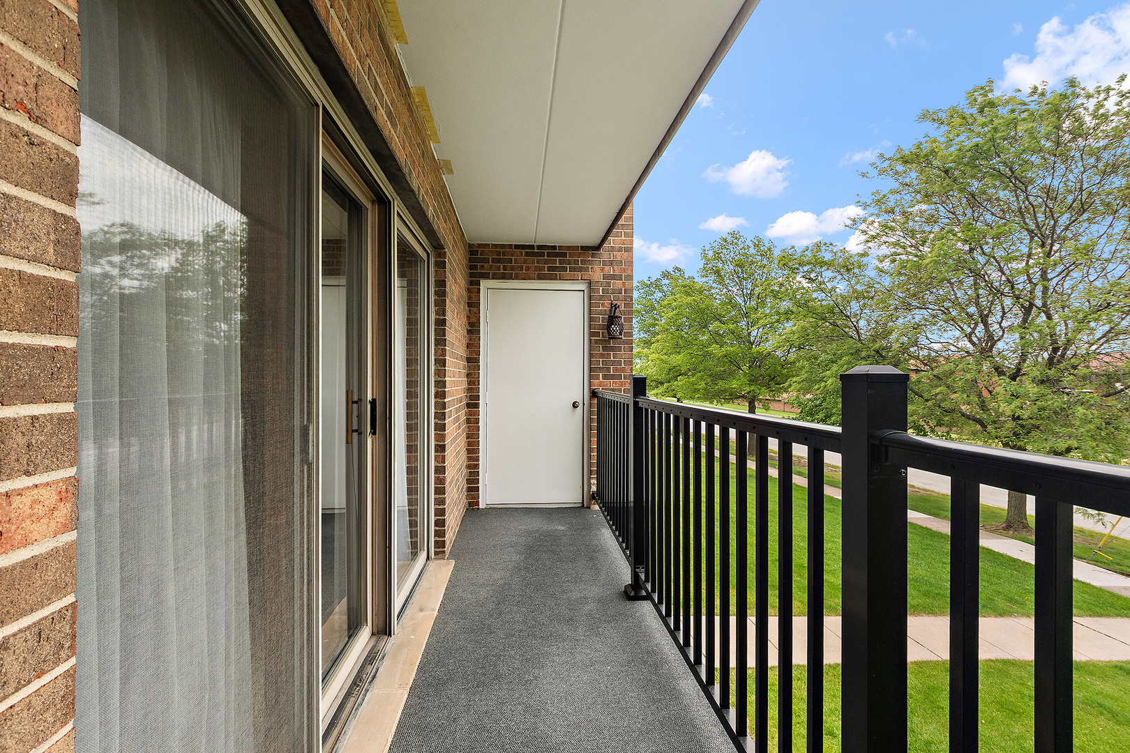9964 W 153 Street #2W, Orland Park, IL 60462