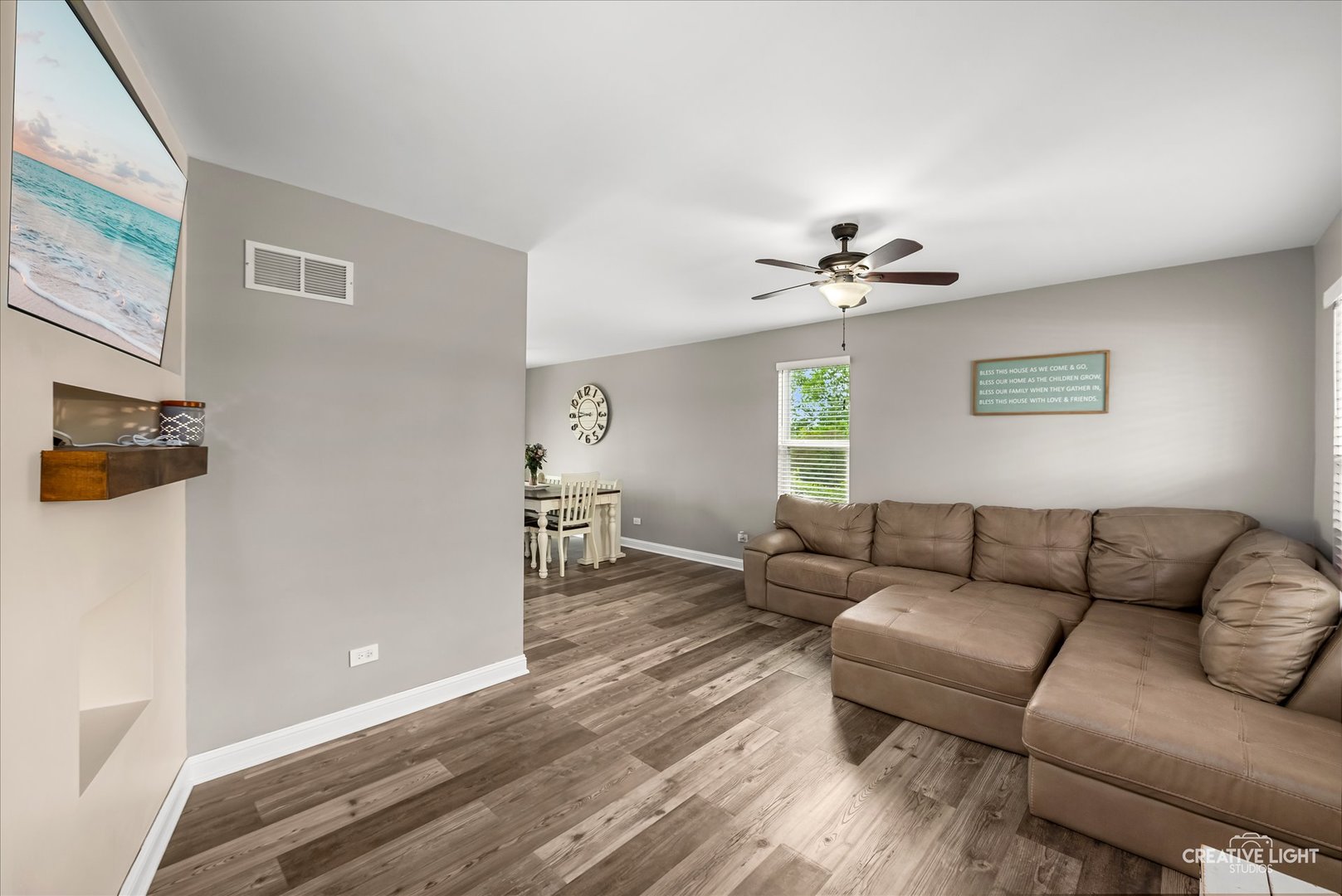 352 Coneflower Drive, Minooka, IL 60447