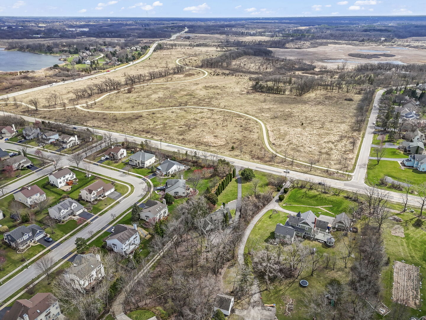 1205 E Bonner Road, Wauconda, IL 60084