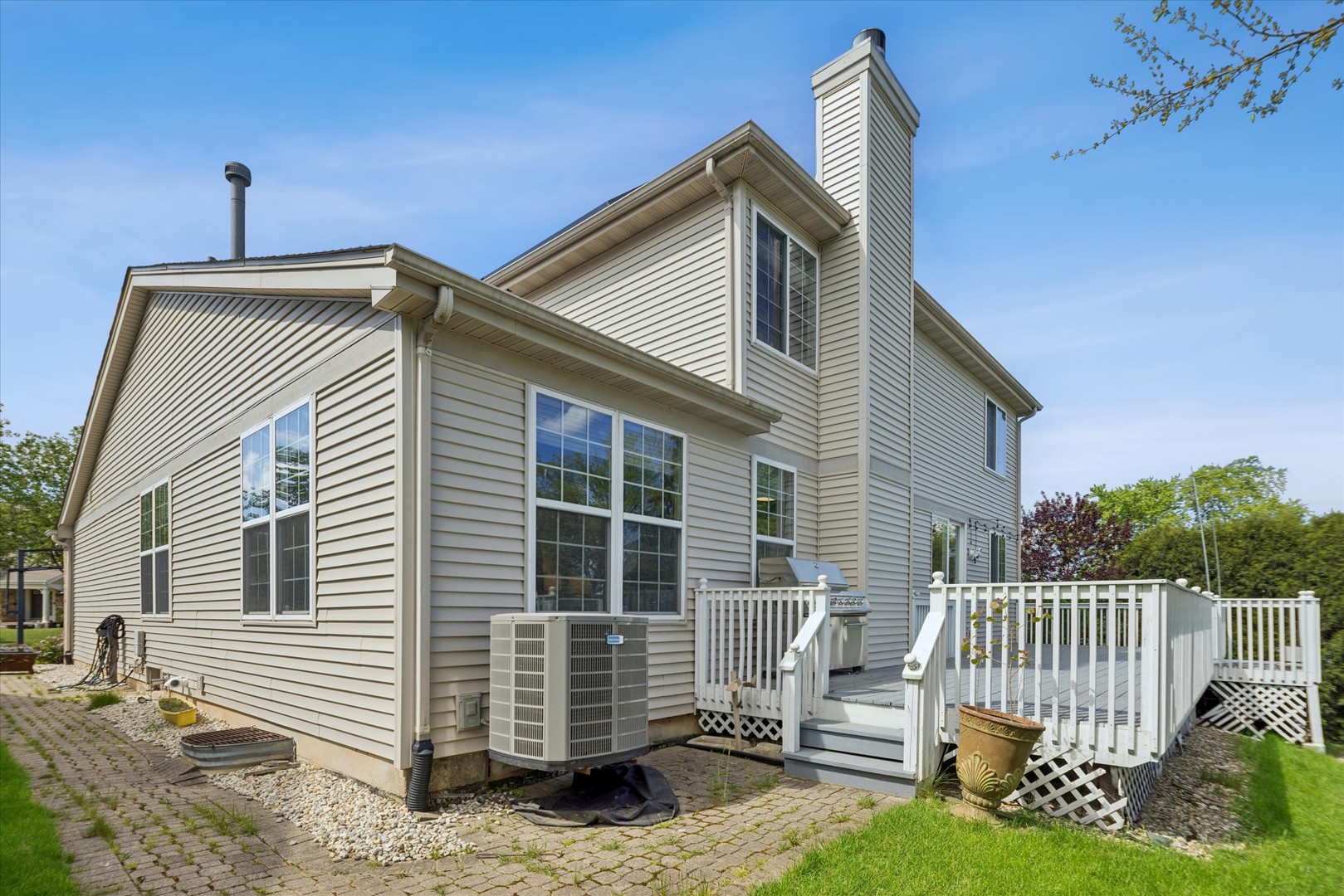 1230 W Claridge Court, Palatine, IL 60067