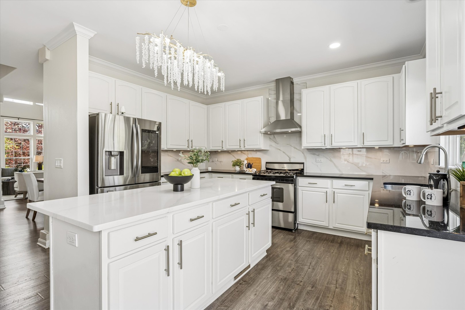 1230 W Claridge Court, Palatine, IL 60067