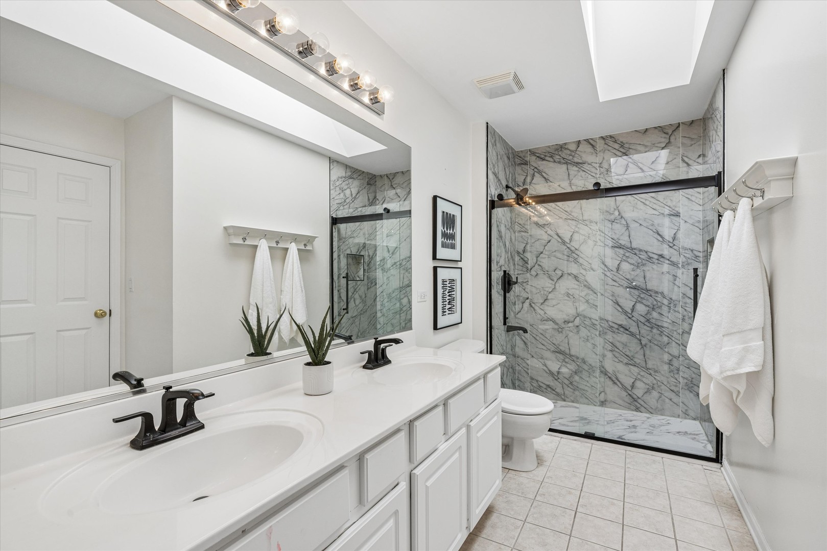 1230 W Claridge Court, Palatine, IL 60067