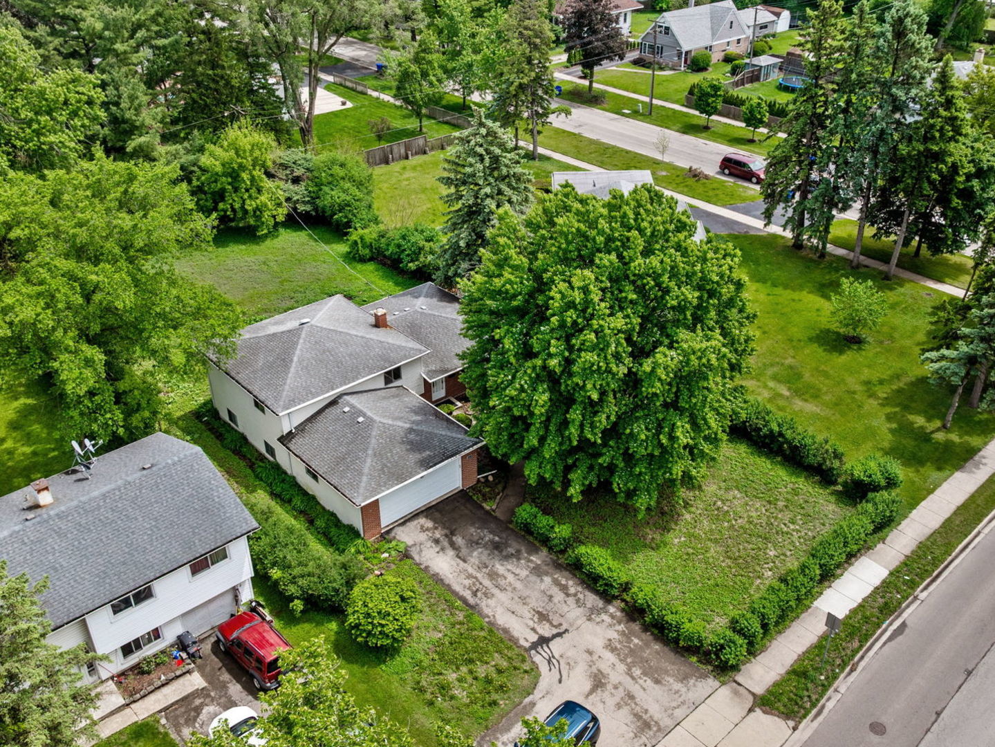 189 S Park Boulevard, Glen Ellyn, IL 60137