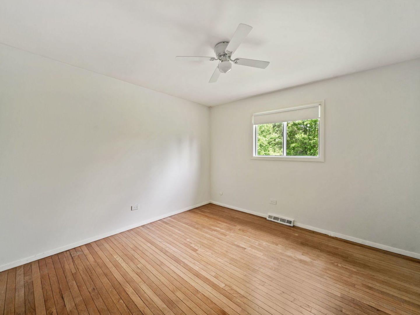 189 S Park Boulevard, Glen Ellyn, IL 60137