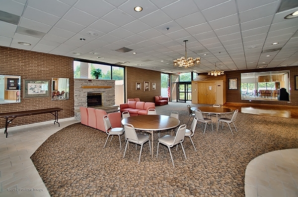 6340 AMERICANA Drive #216, Willowbrook, IL 60527