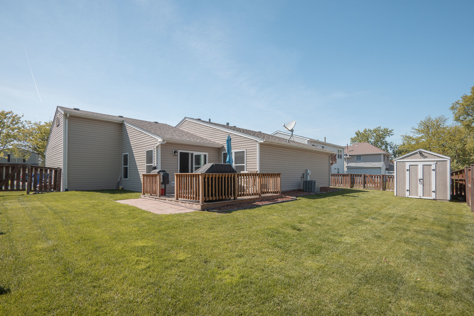 20533 S Graceland Lane, Frankfort, IL 60423