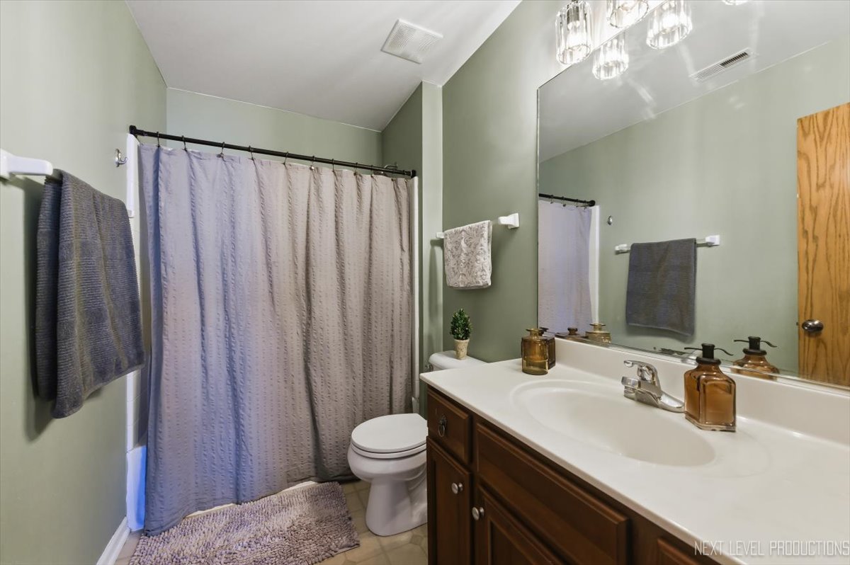 324 Alexis Street, Plano, IL 60545