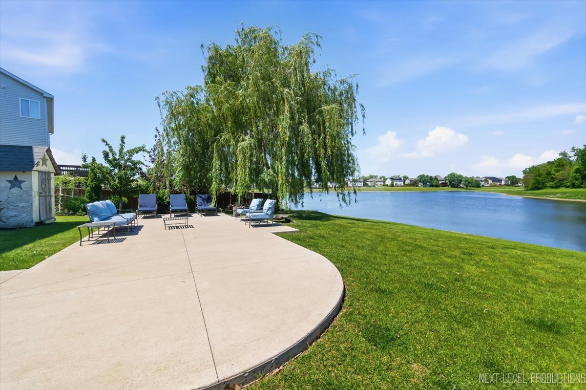 324 Alexis Street, Plano, IL 60545