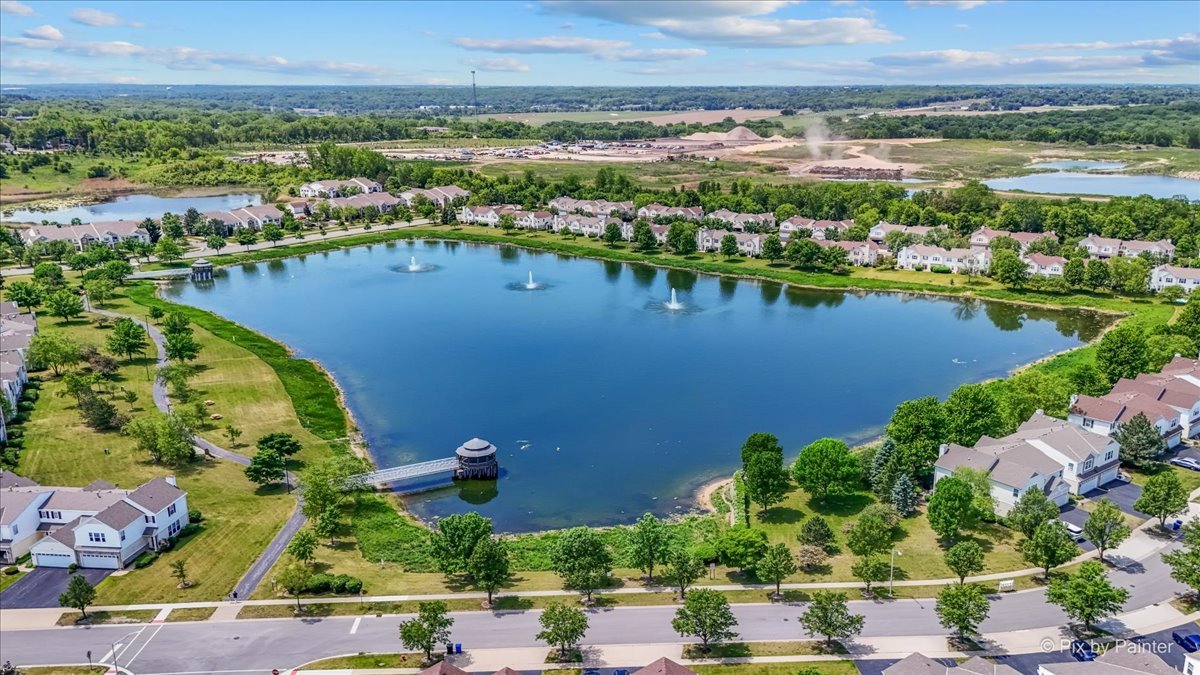 6566 Marble Lane, Carpentersville, IL 60110
