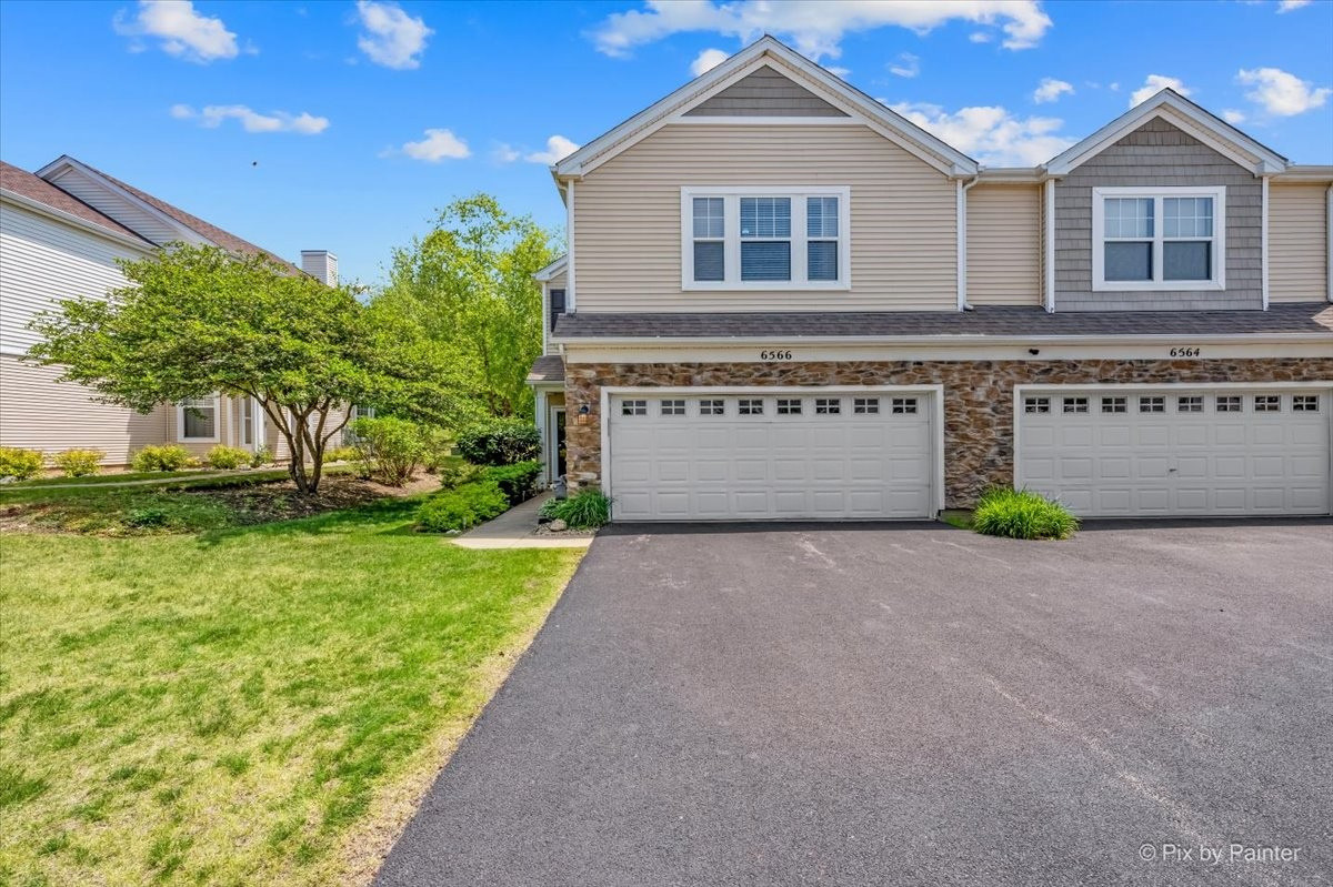 6566 Marble Lane, Carpentersville, IL 60110