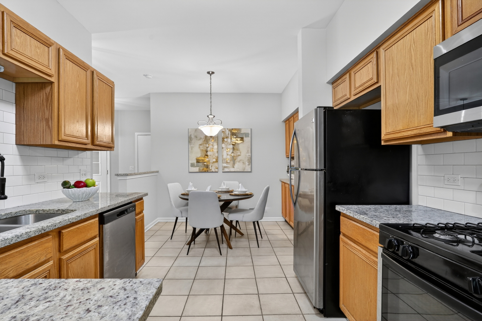 1258 S Candlestick Way, Waukegan, IL 60085