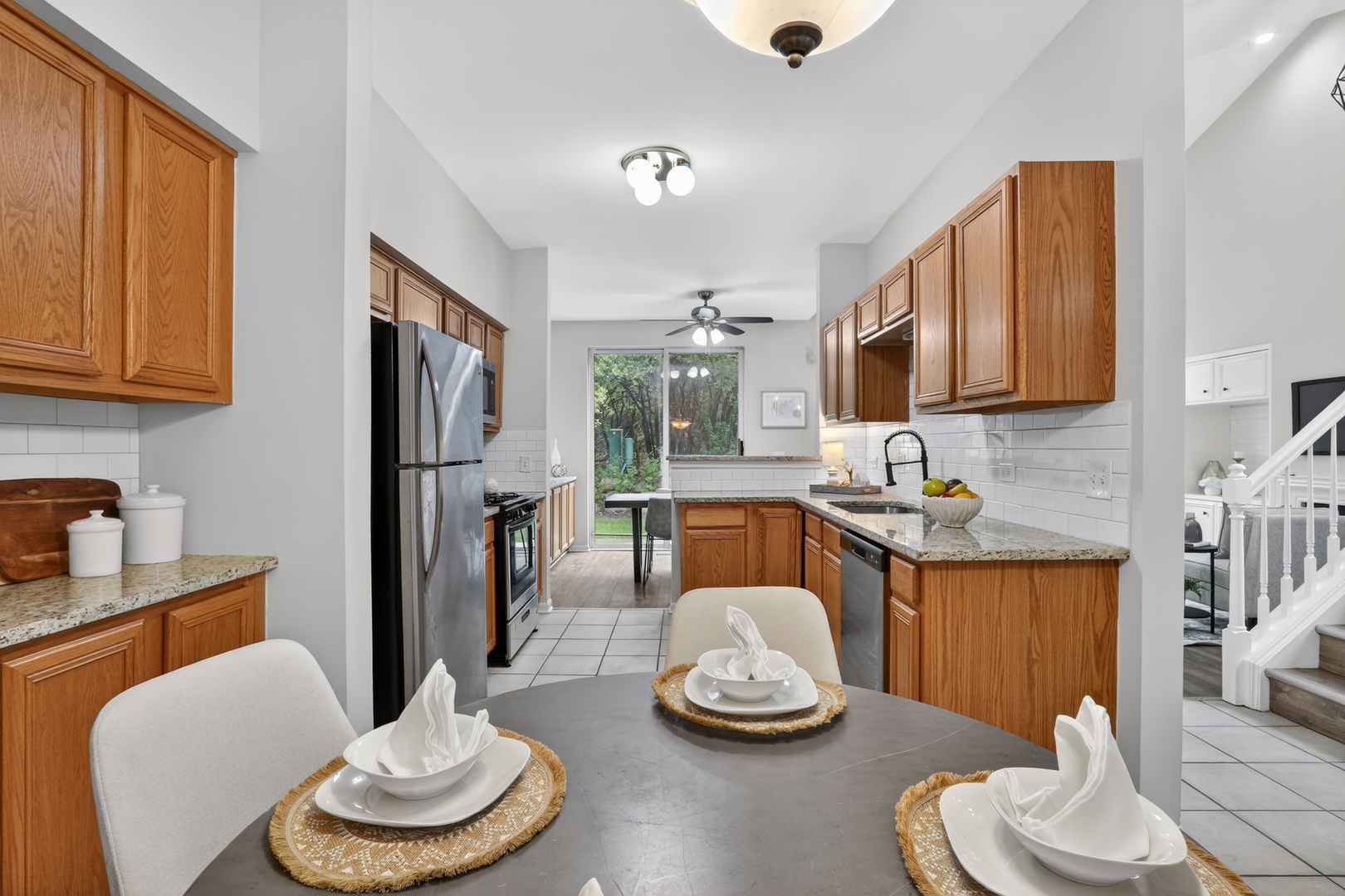 1258 S Candlestick Way, Waukegan, IL 60085