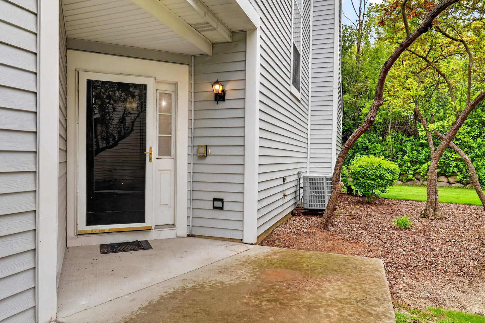 1258 S Candlestick Way, Waukegan, IL 60085