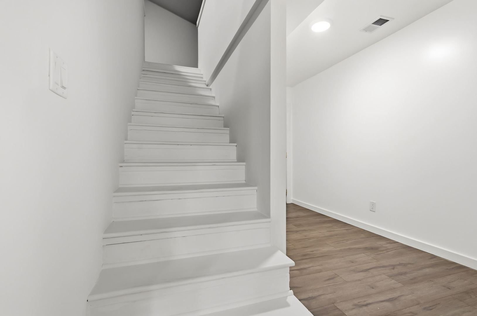 305 Parkway Court, Gridley, IL 61744