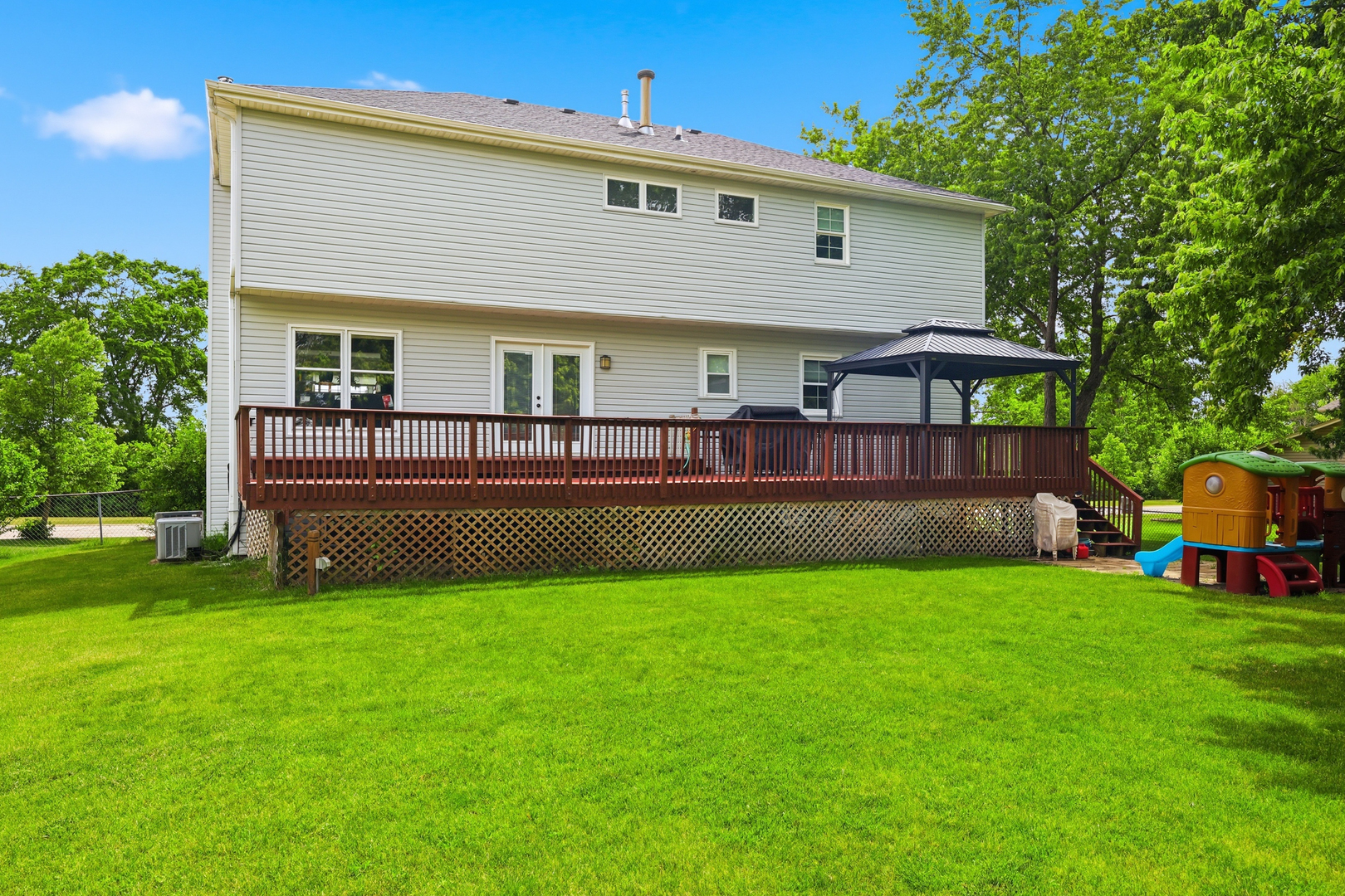 890 Norman Drive, Hoffman Estates, IL 60192