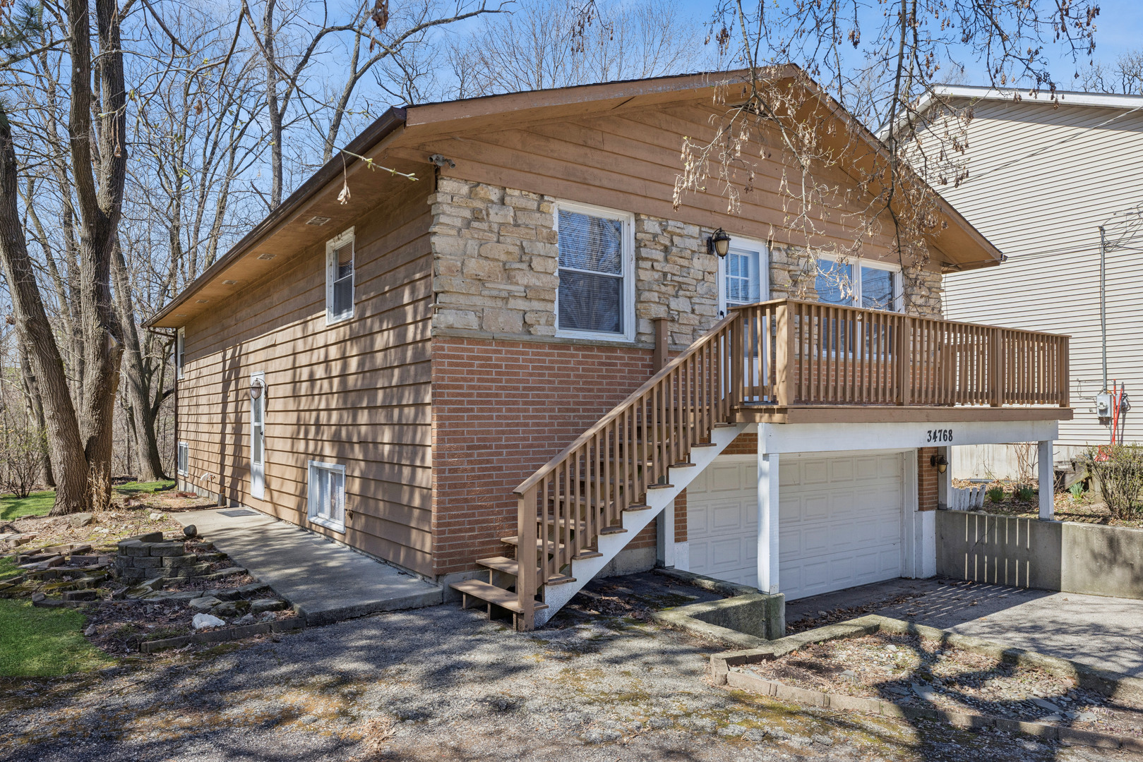 34768 N Oakside Avenue, Ingleside, IL 60041