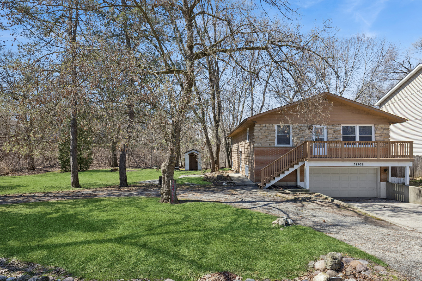 34768 N Oakside Avenue, Ingleside, IL 60041
