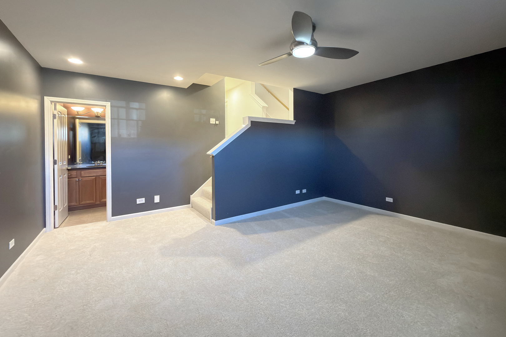 5910 N Northwest Highway #5910, Chicago, IL 60631