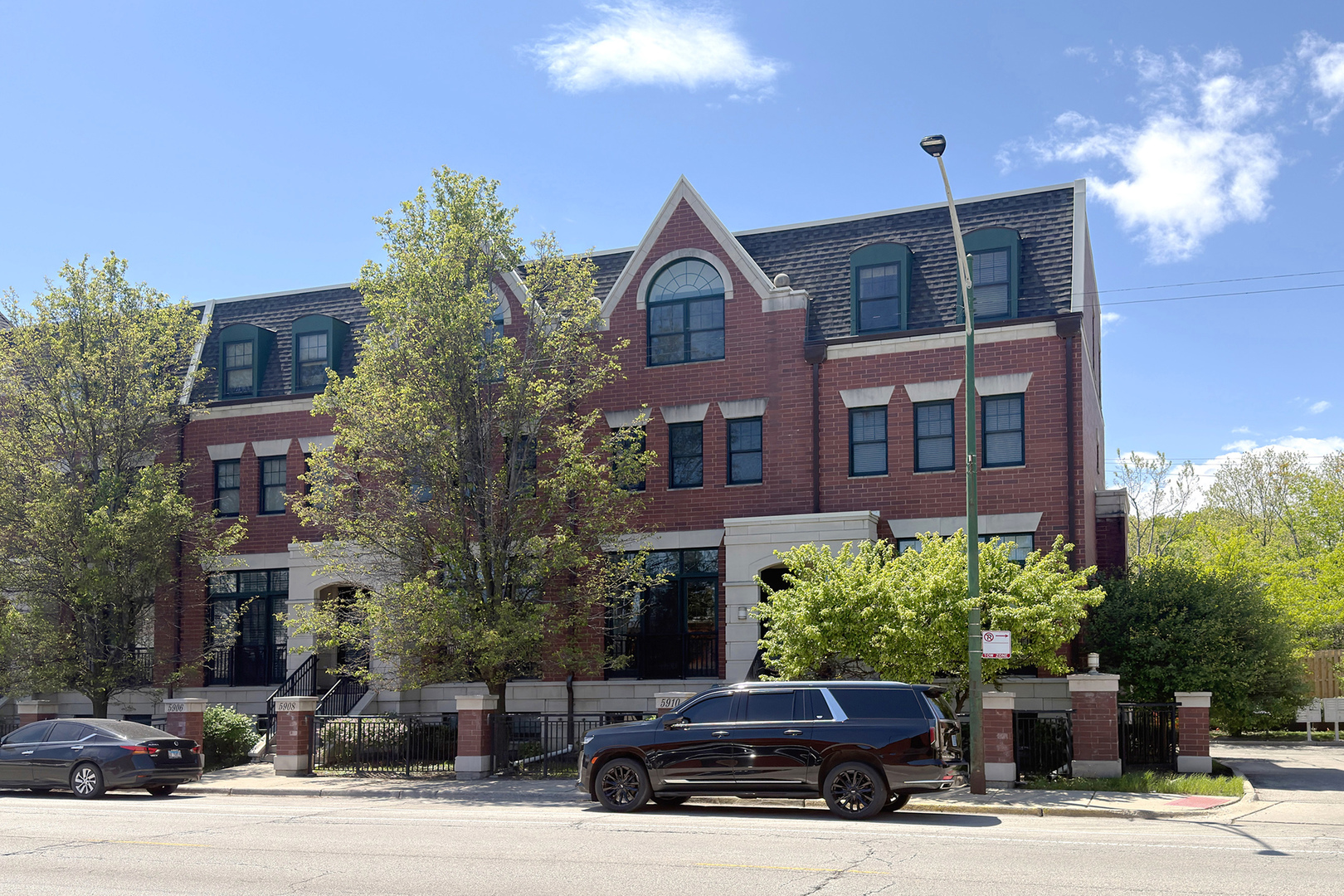 5910 N Northwest Highway #5910, Chicago, IL 60631