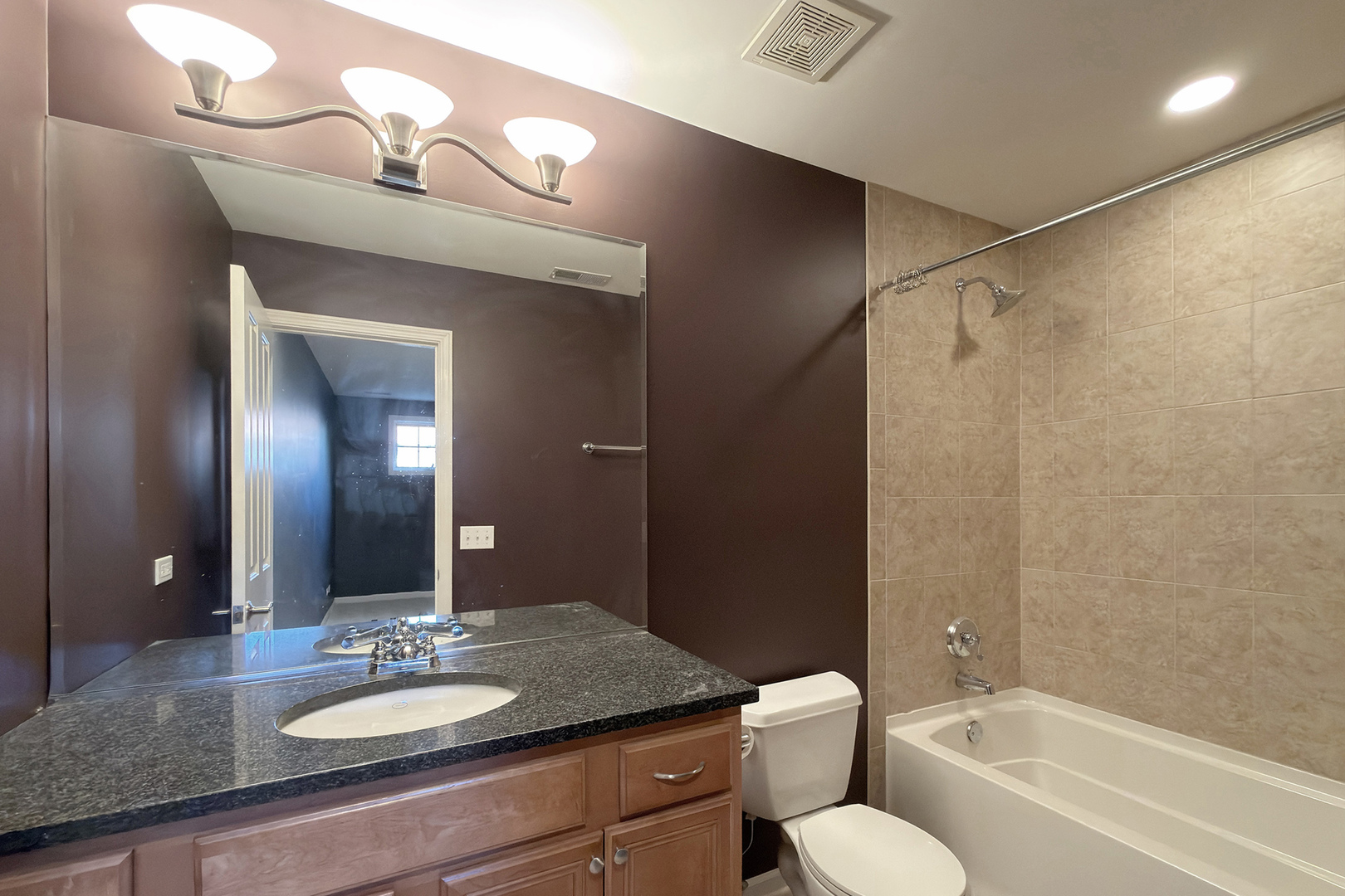 5910 N Northwest Highway #5910, Chicago, IL 60631