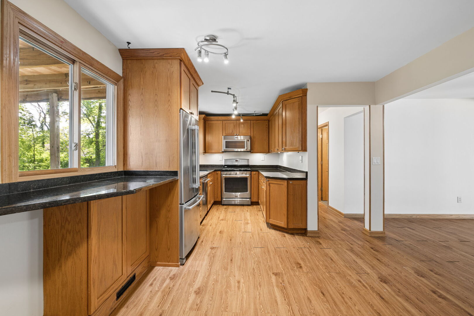 336 E Joliet Highway, New Lenox, IL 60451