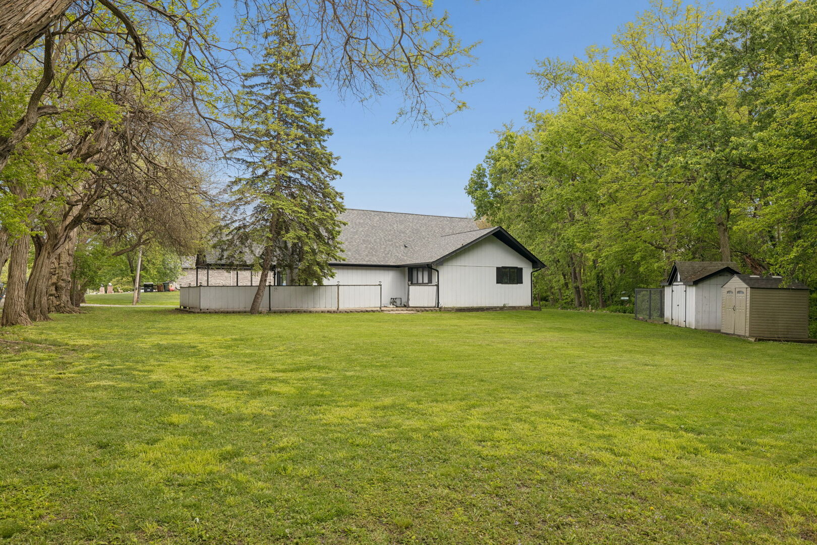 336 E Joliet Highway, New Lenox, IL 60451