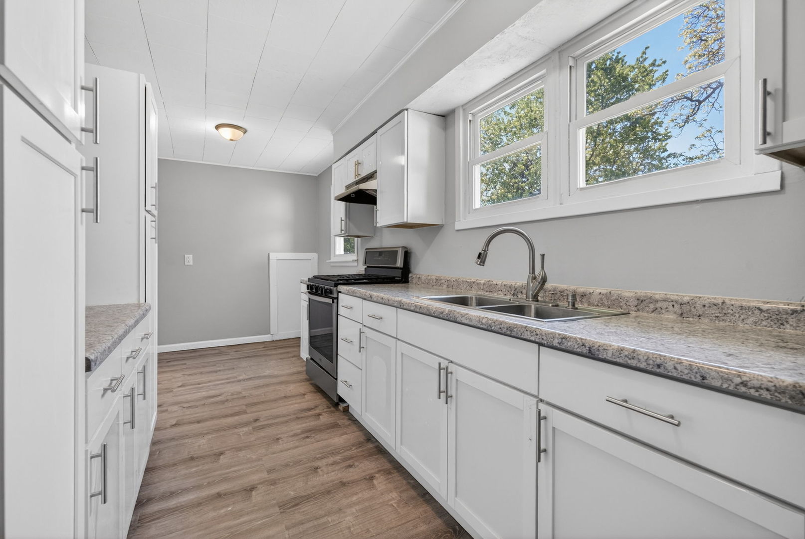 1607 S Joliet Street, Joliet, IL 60436
