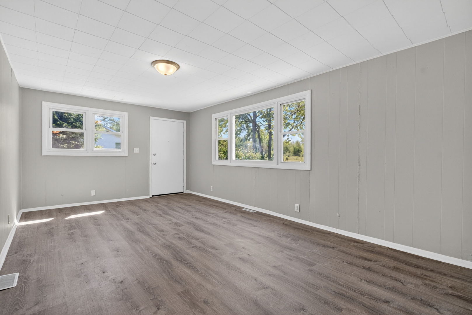 1607 S Joliet Street, Joliet, IL 60436