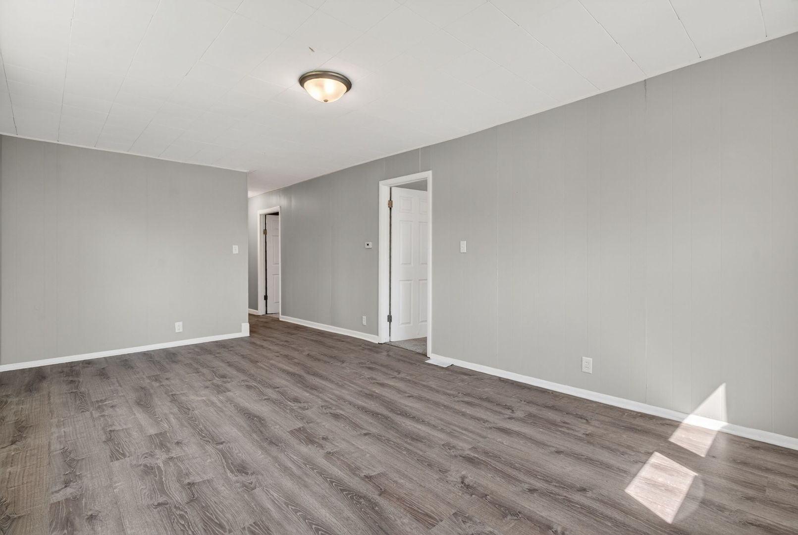 1607 S Joliet Street, Joliet, IL 60436