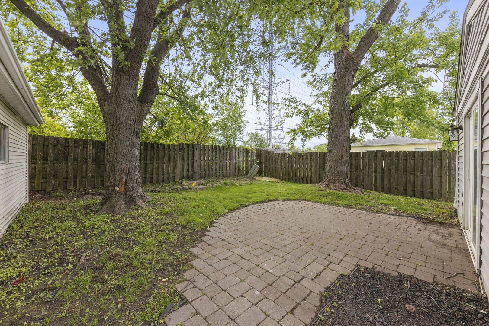 144 Garden Drive, Bolingbrook, IL 60440