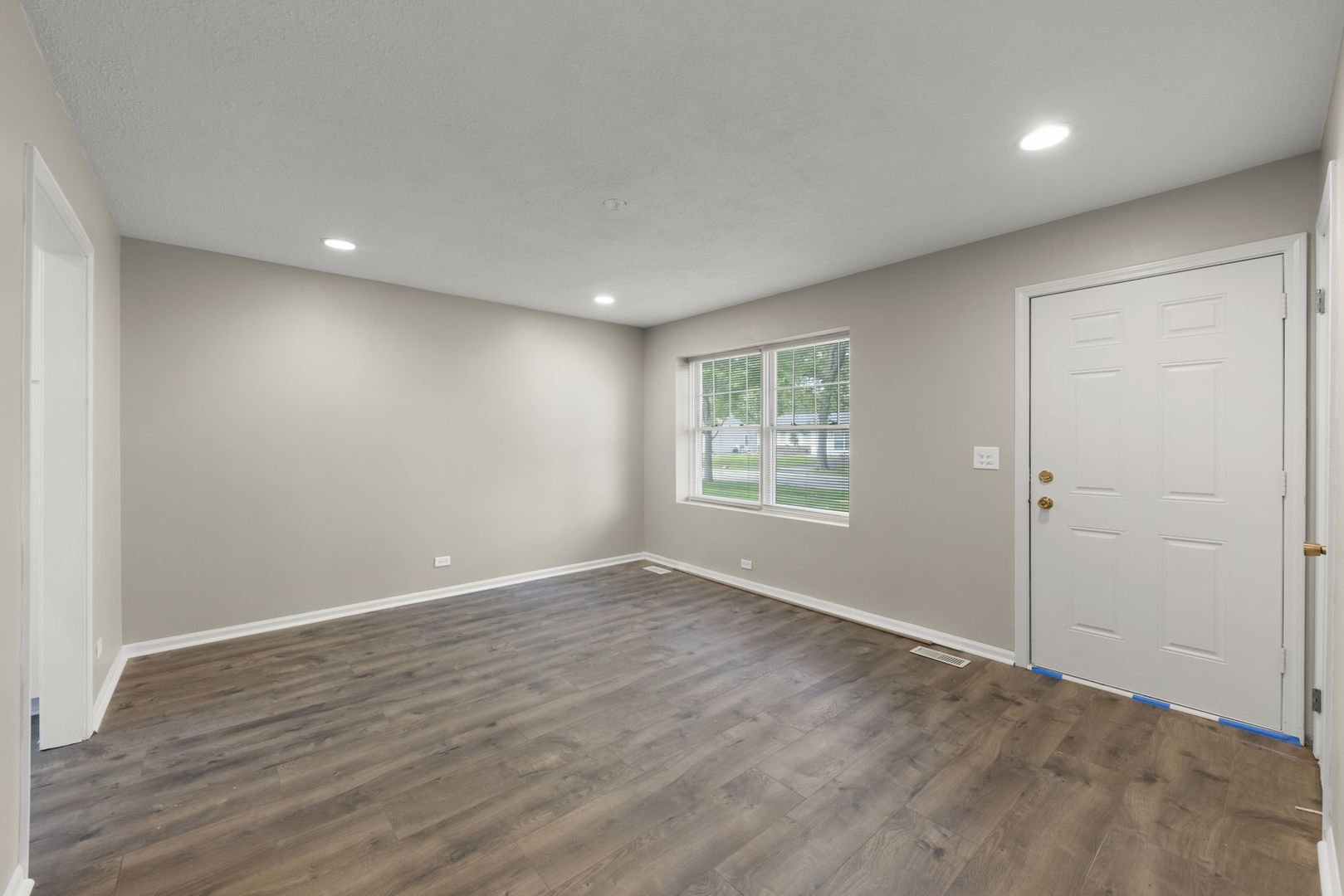 144 Garden Drive, Bolingbrook, IL 60440