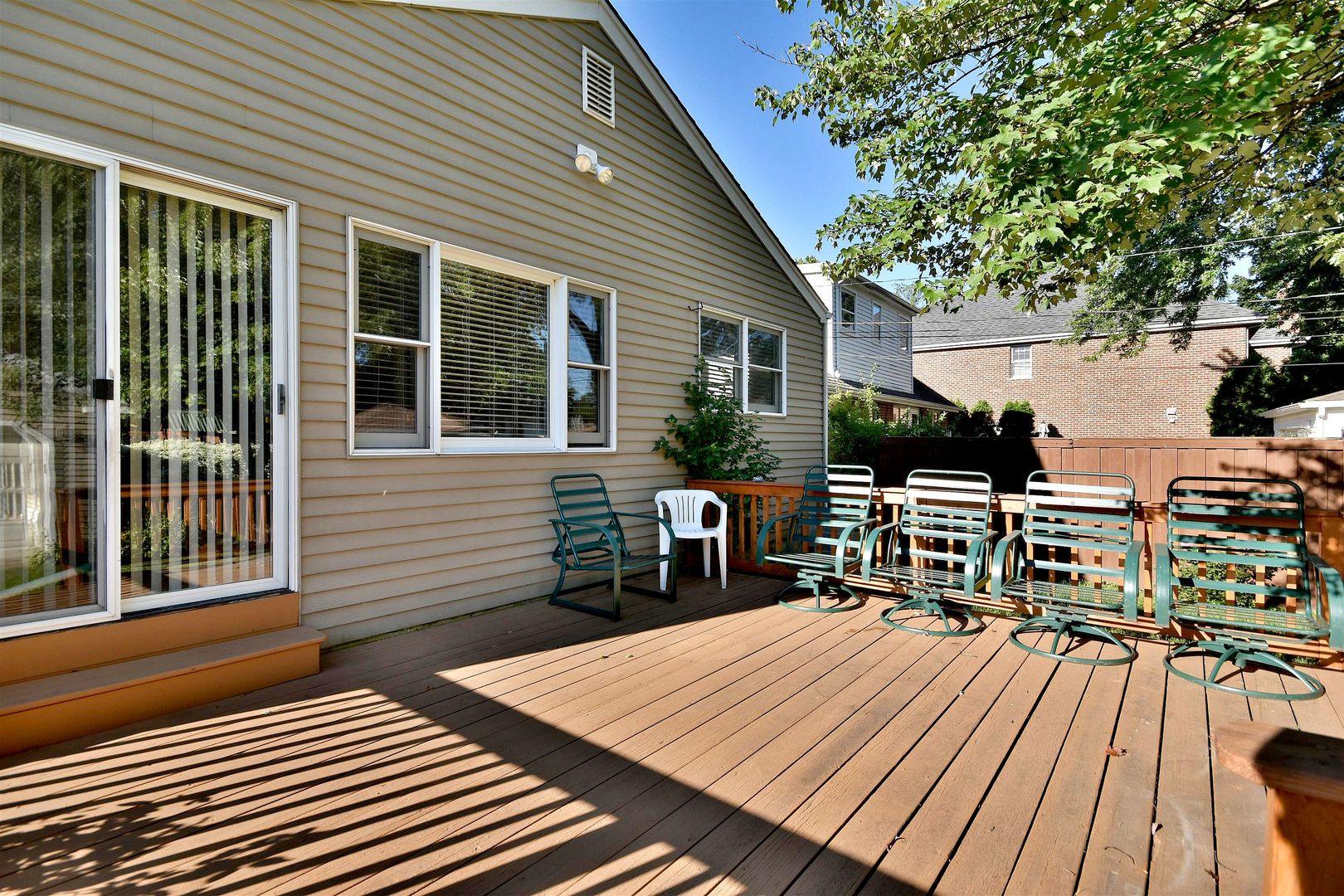171 E Hale Street, Elmhurst, IL 60126
