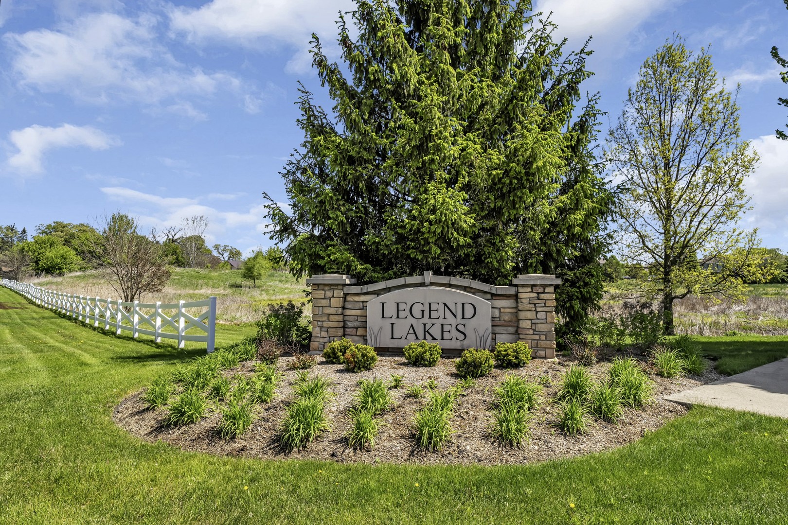 1200 Draper Road, McHenry, IL 60050