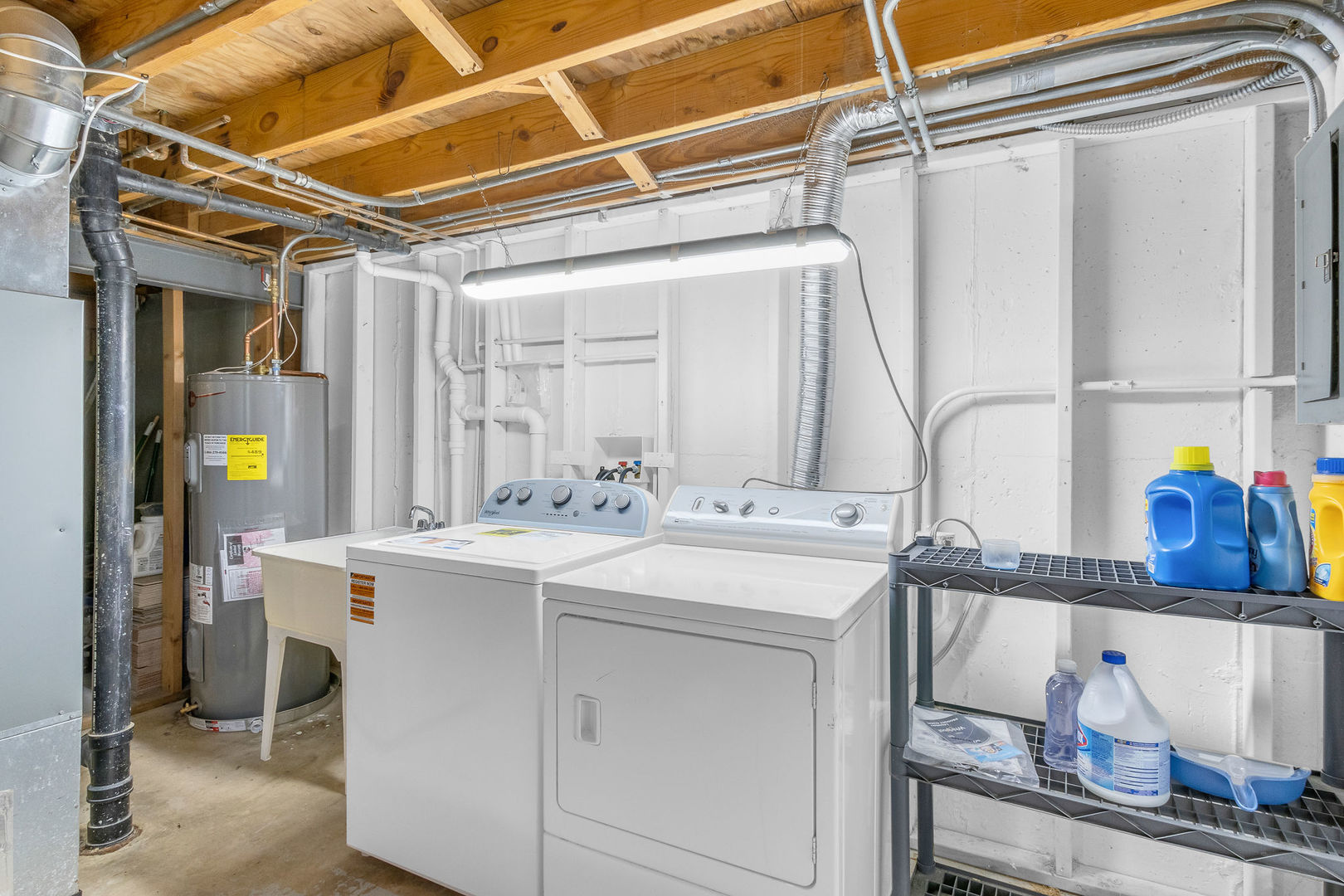 18w266 Knollwood Lane, Villa Park, IL 60181