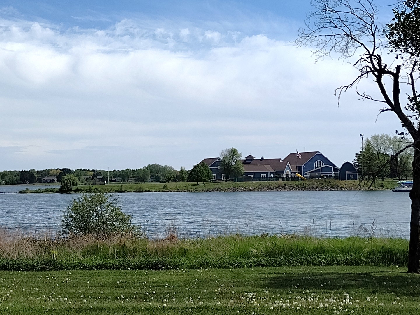 216 Bounty Drive, Poplar Grove, IL 61065
