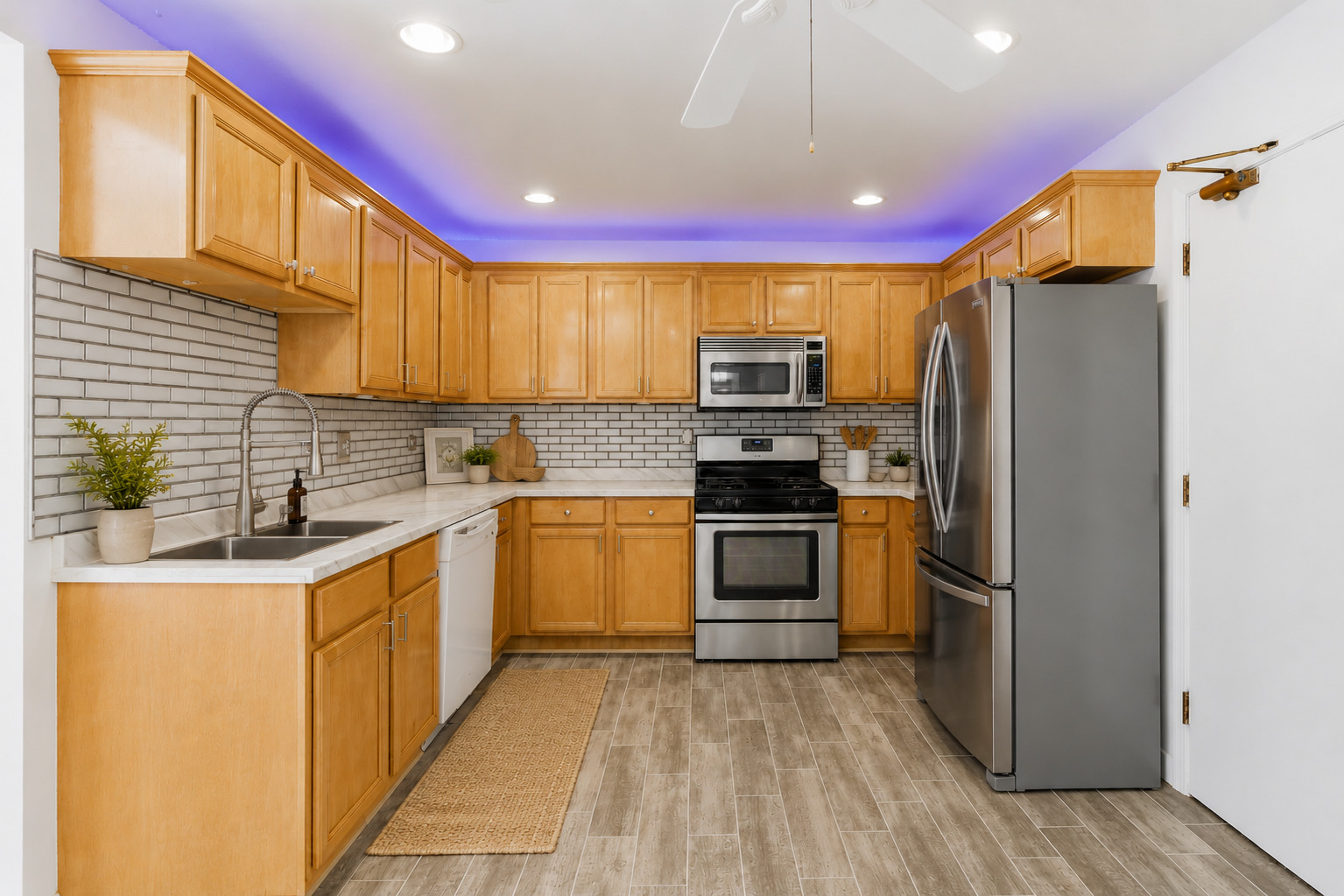 8828 N LESLIE Lane #104D, Des Plaines, IL 60016