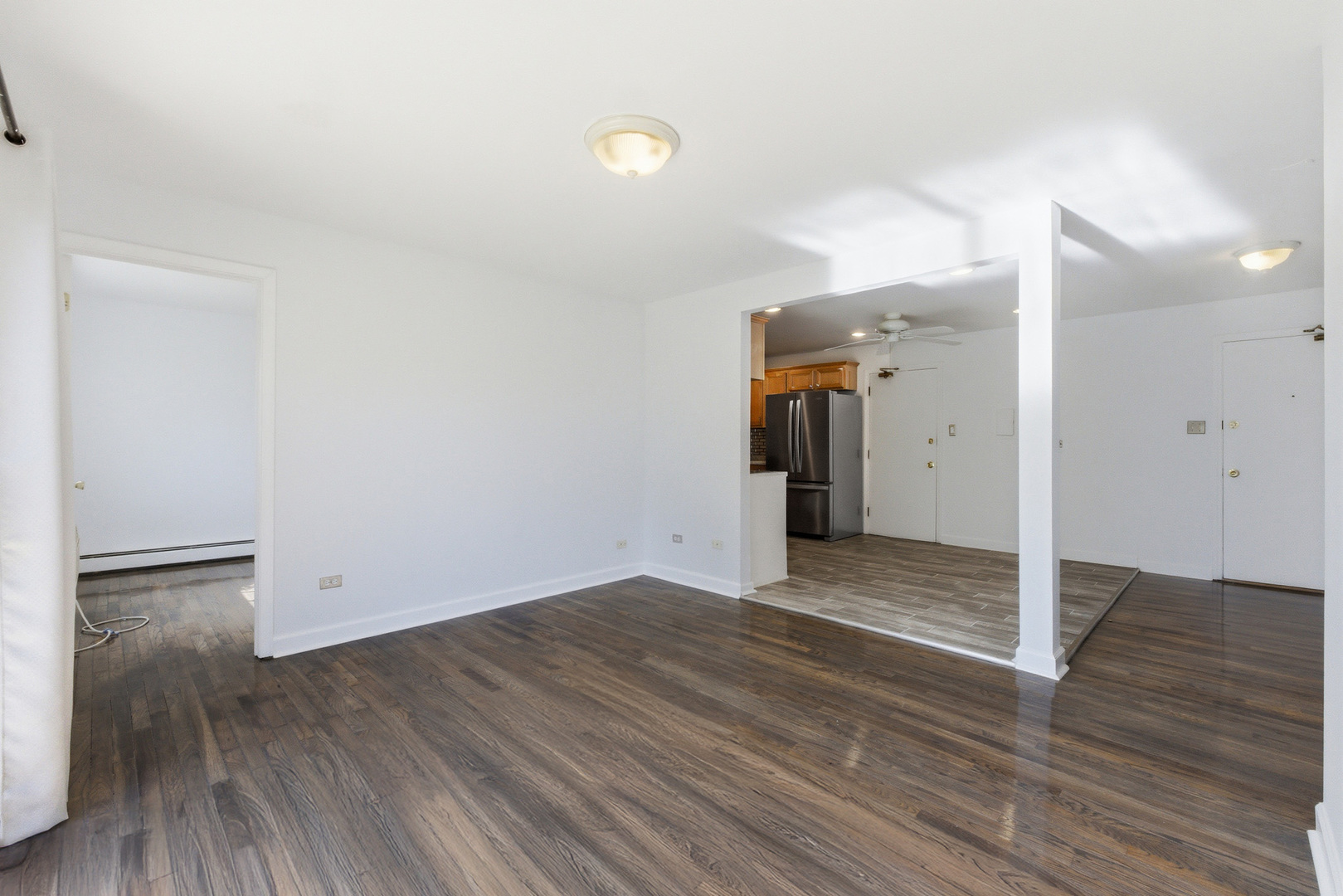 8828 N LESLIE Lane #104D, Des Plaines, IL 60016