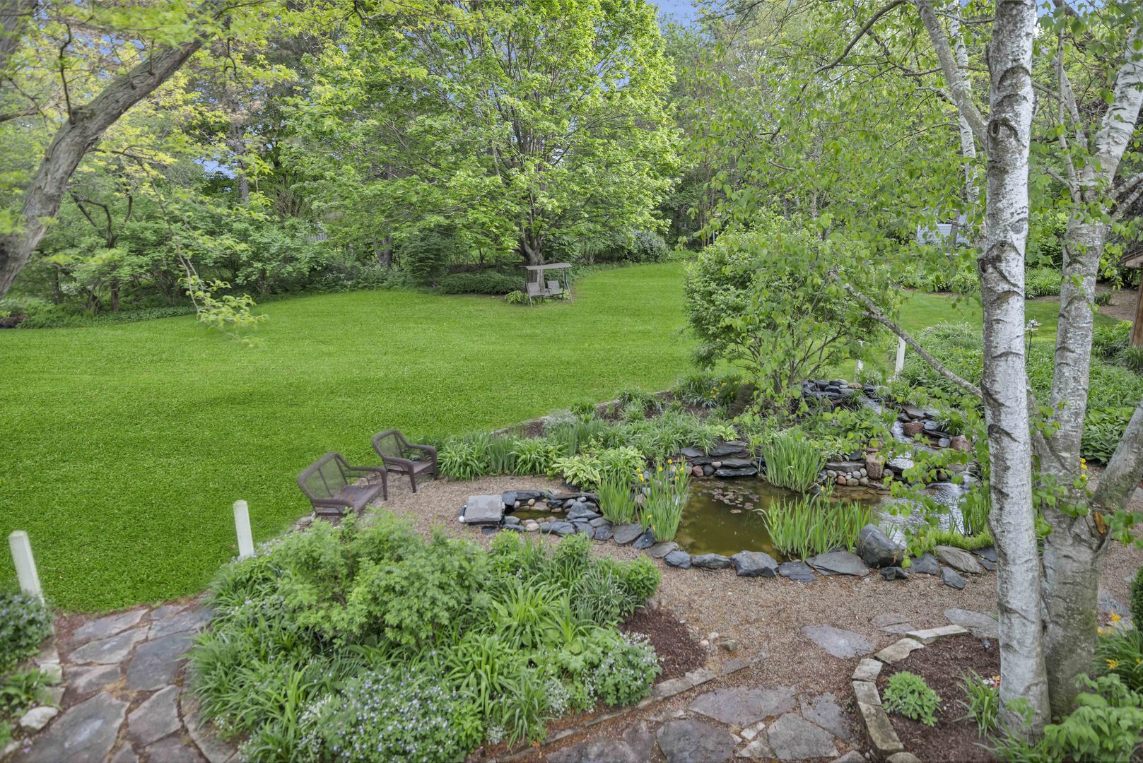 38W643 Bittersweet Lane, Elgin, IL 60124