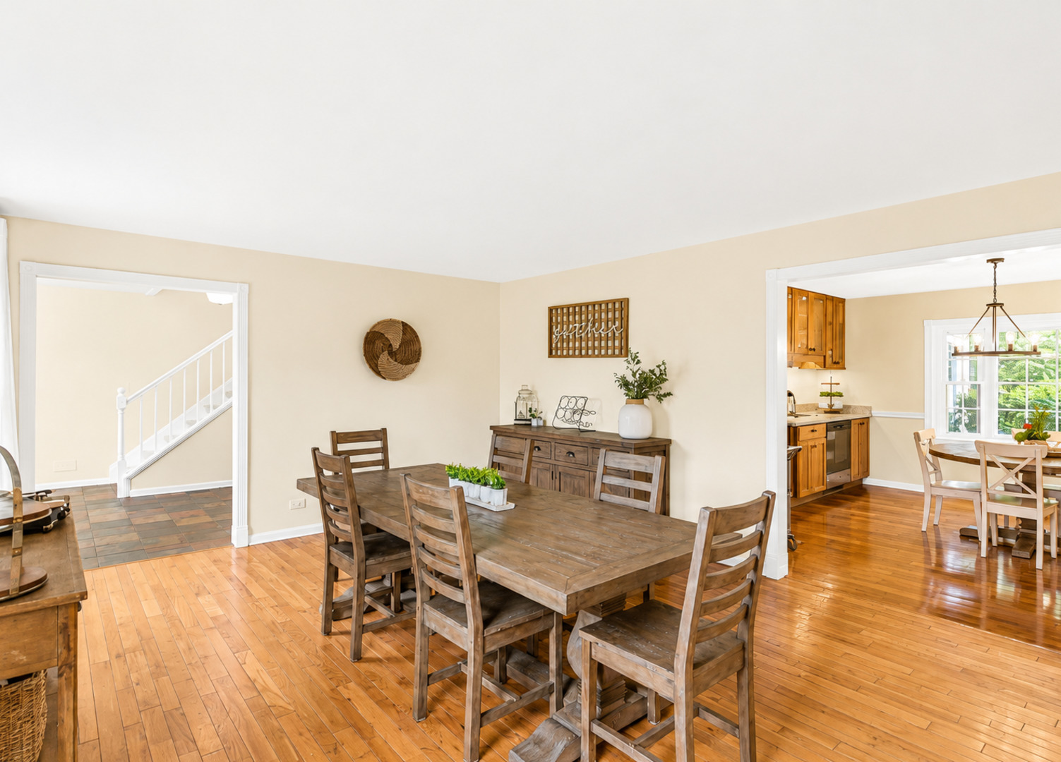 38W643 Bittersweet Lane, Elgin, IL 60124