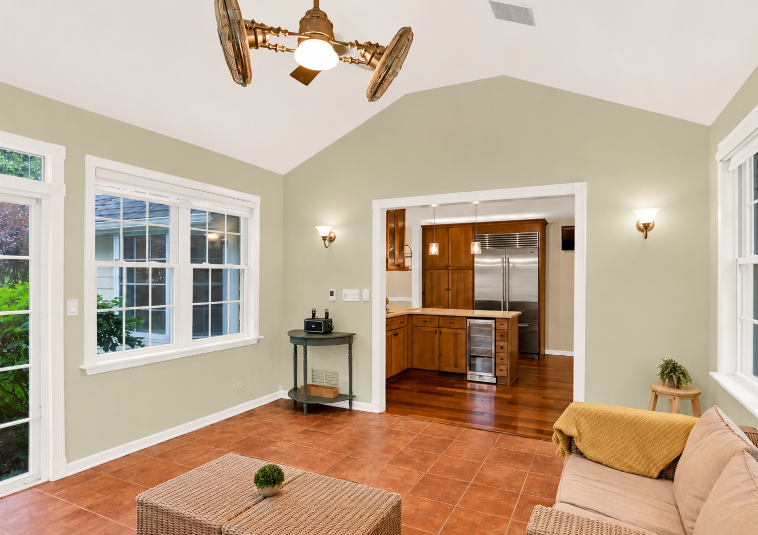 38W643 Bittersweet Lane, Elgin, IL 60124