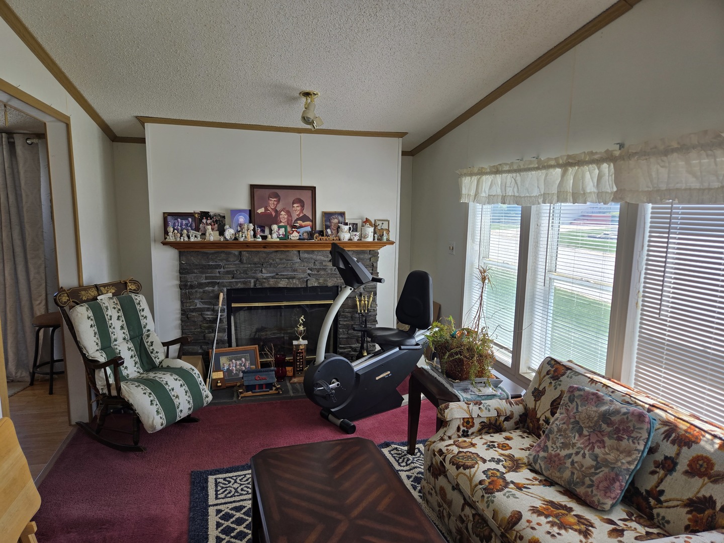 22737 Beverly Drive, Frankfort, IL 60423