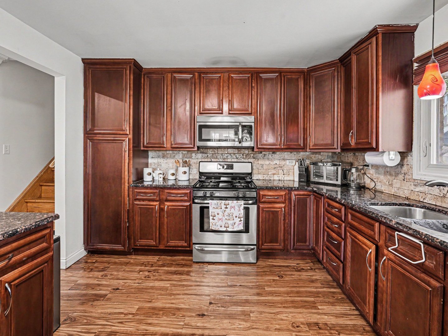 5858 W 88th Place, Oak Lawn, IL 60453