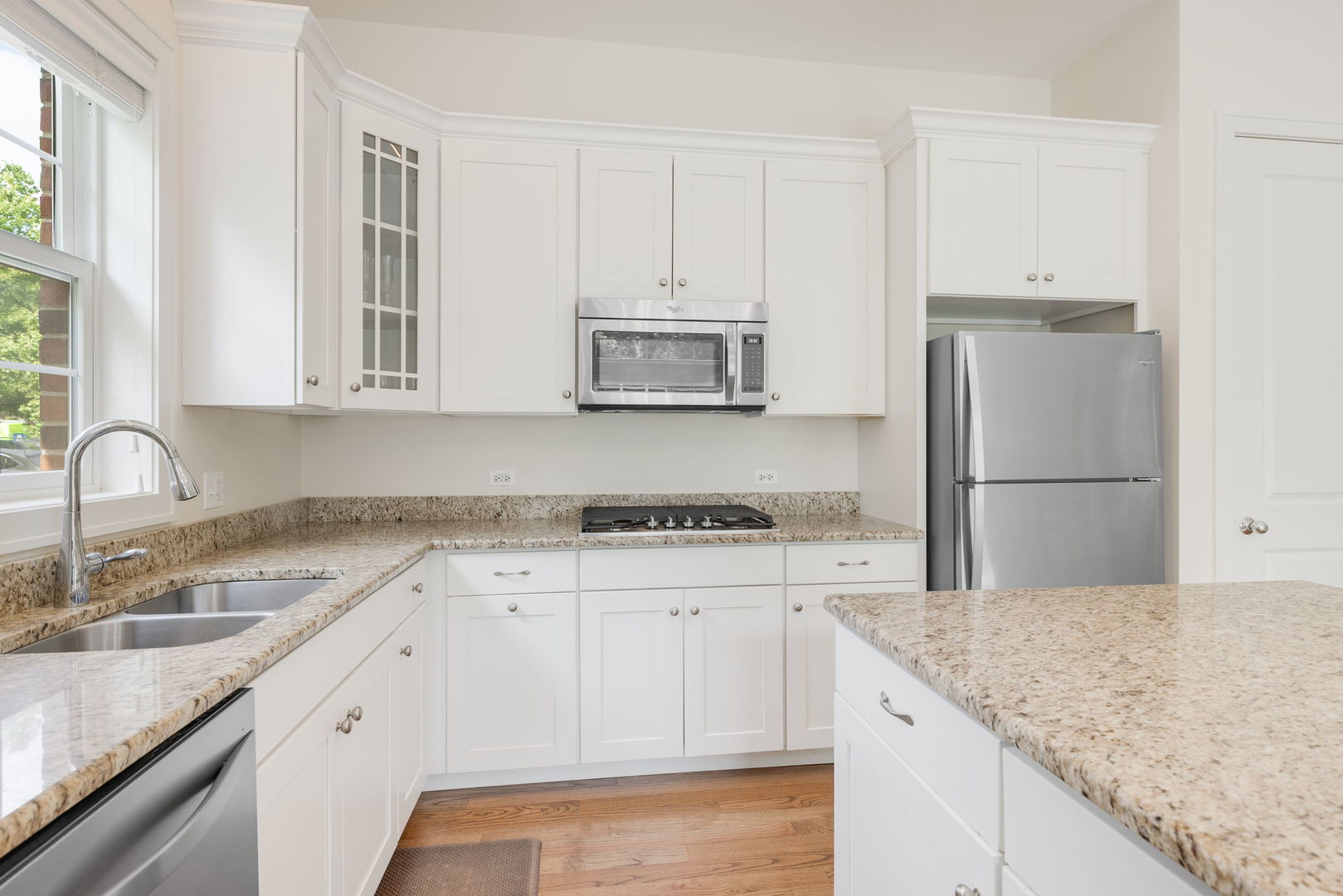 905 Hickory Drive, Western Springs, IL 60558