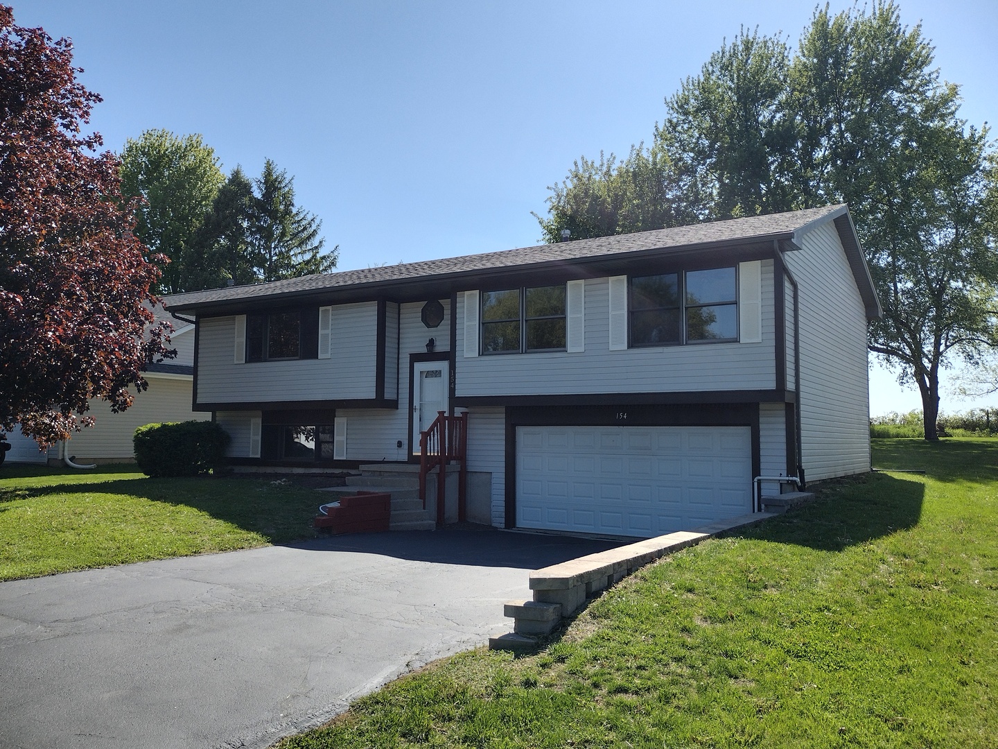 154 Columbia Street, Poplar Grove, IL 61065