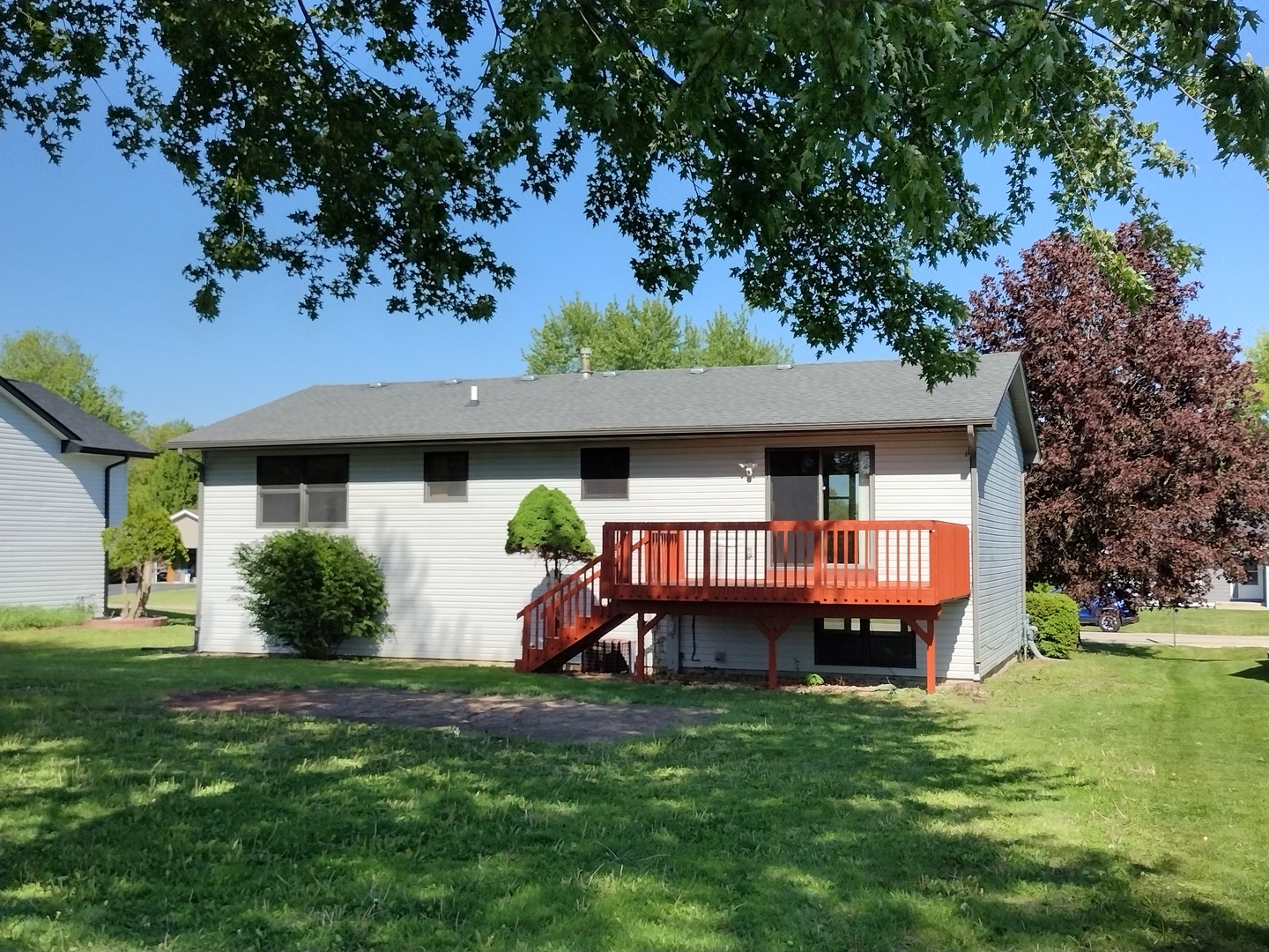 154 Columbia Street, Poplar Grove, IL 61065