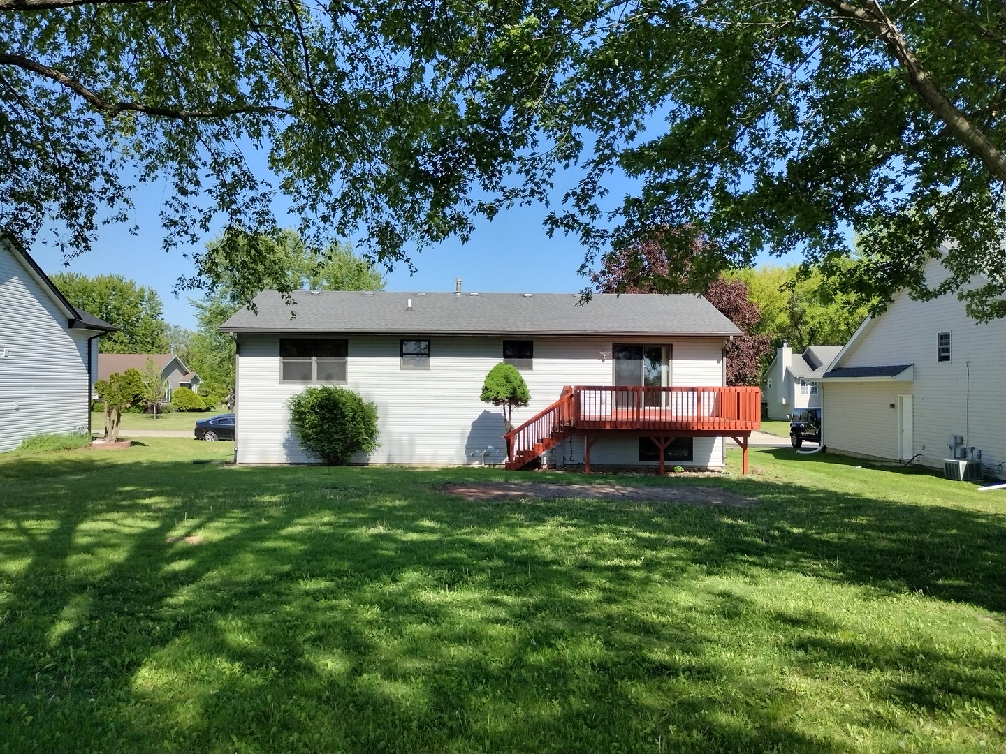 154 Columbia Street, Poplar Grove, IL 61065