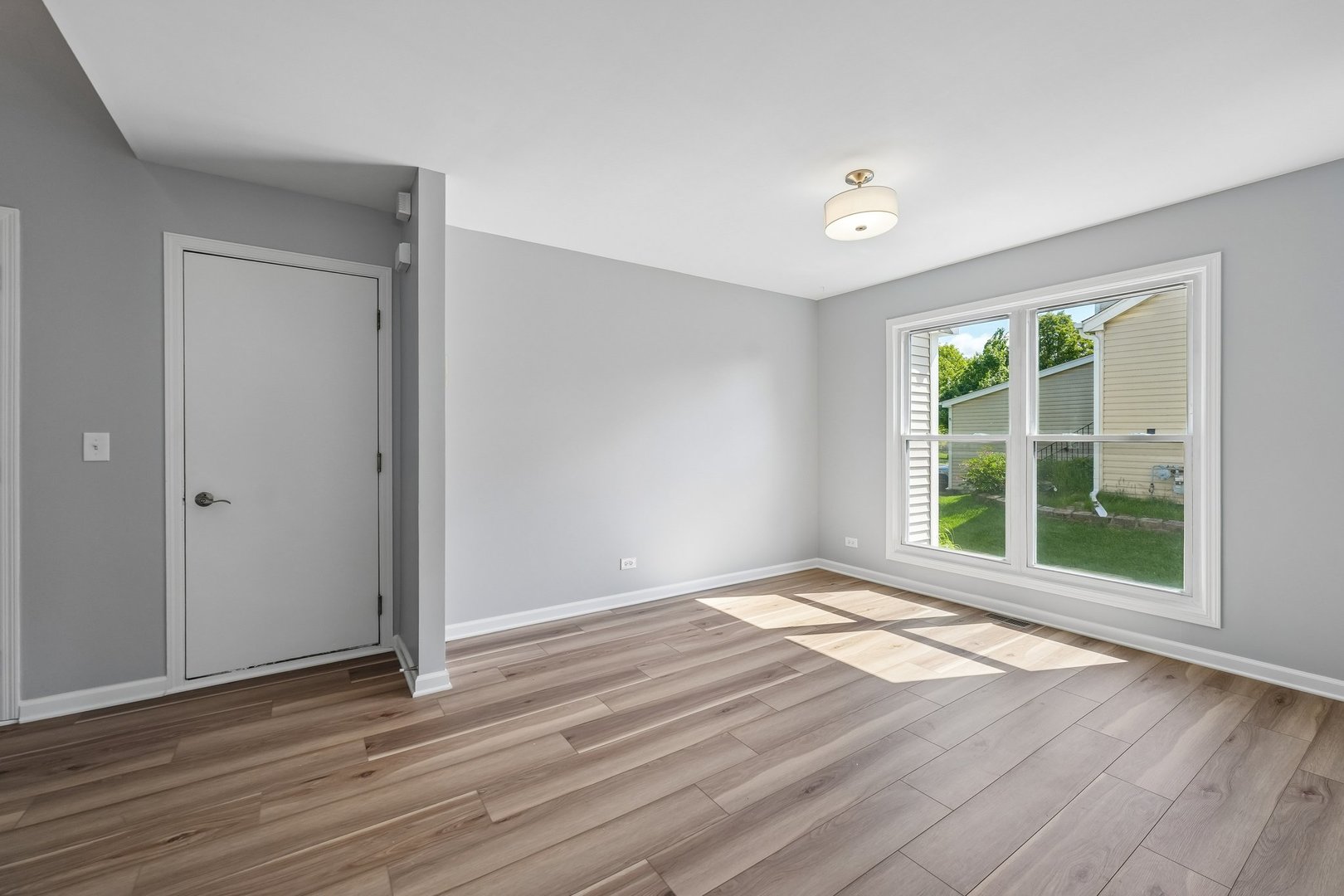 501 Bloomfield Drive, Bolingbrook, IL 60440